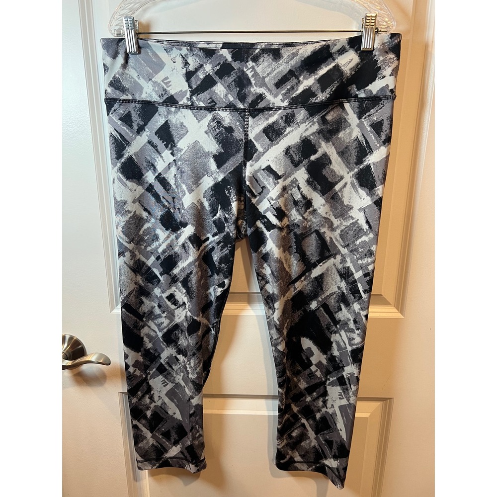 90 Degree by Reflex Womens Cropped Leggings Abstract Print Black XL